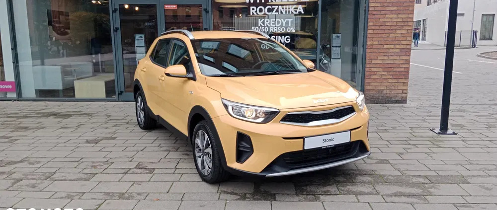 pomorskie Kia Stonic cena 83505 przebieg: 1, rok produkcji 2024 z Bydgoszcz